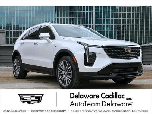 2025 Cadillac XT4 Premium Luxury