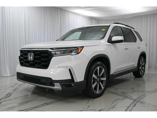 2024 Honda Pilot Touring 8-Passenger