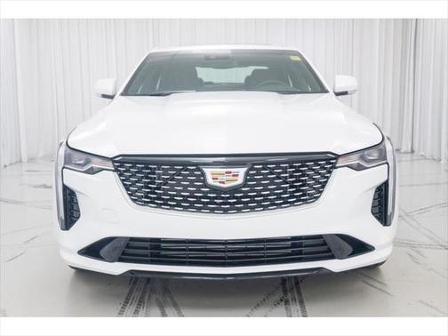 2025 Cadillac CT4 Luxury RWD