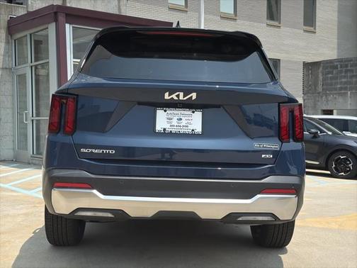 2025 Kia Sorento S