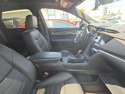 2022 Cadillac XT5 Sport