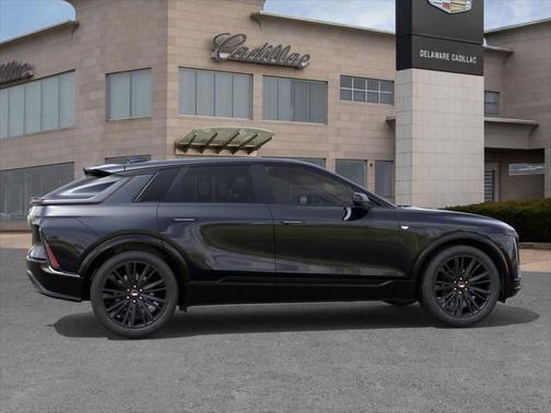2025 Cadillac LYRIQ Sport w/1SJ