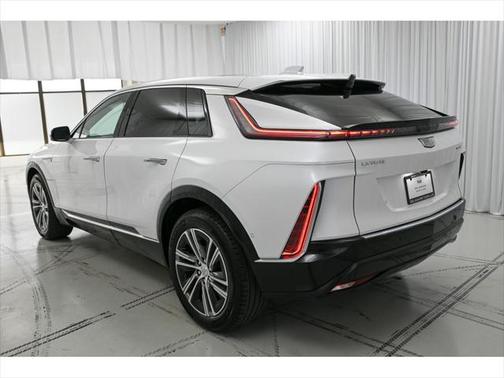 2025 Cadillac LYRIQ Luxury w/1SC