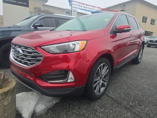 2022 Ford Edge Titanium