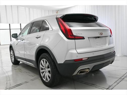 2021 Cadillac XT4 Premium Luxury