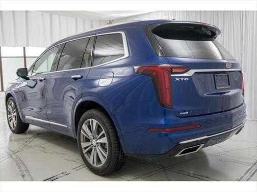2025 Cadillac XT6 Premium Luxury AWD