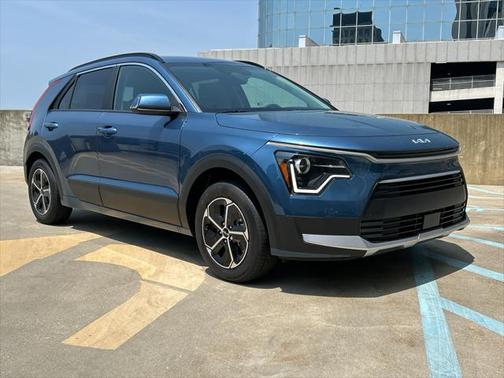 2025 Kia Niro Plug-In Hybrid EX