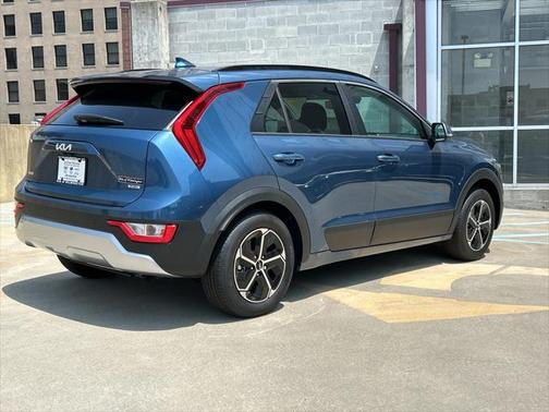2025 Kia Niro Plug-In Hybrid EX