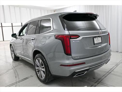 2025 Cadillac XT6 Premium Luxury AWD