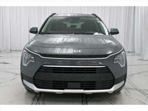 2025 Kia Niro Plug-In Hybrid EX