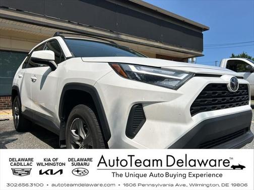 2022 Toyota RAV4 XLE