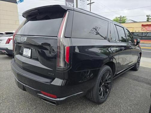 2021 Cadillac Escalade ESV Sport