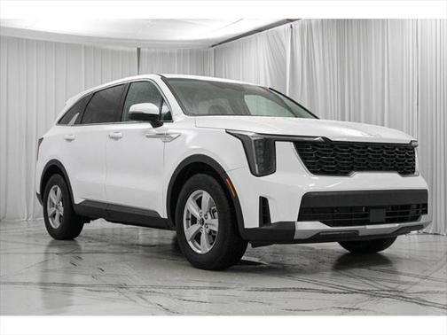 2024 Kia Sorento LX