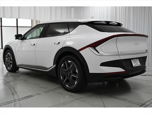 2025 Kia EV6 Light Long Range