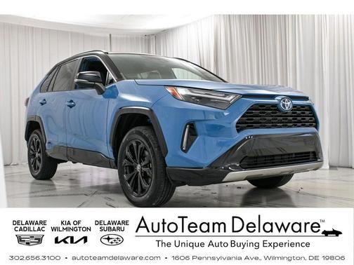 2022 Toyota RAV4 Hybrid SE