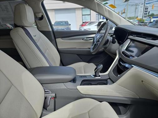 2018 Cadillac XT5 Premium Luxury