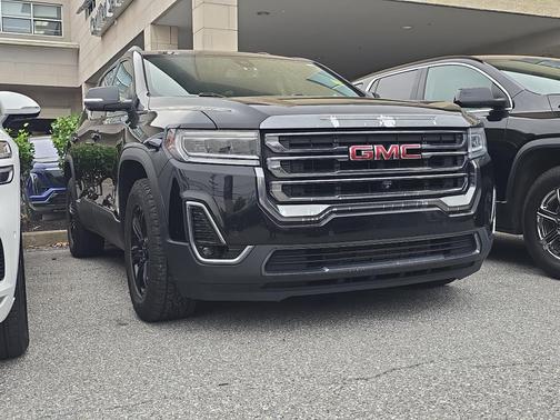 2021 GMC Acadia AWD AT4