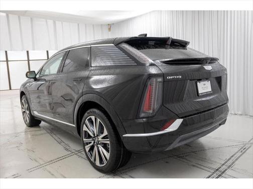 2025 Cadillac OPTIQ Luxury