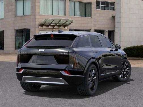 2025 Cadillac OPTIQ Luxury