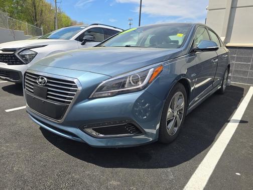 Graphite Blue Pearl 2016 Hyundai SONATA Hybrid Limited