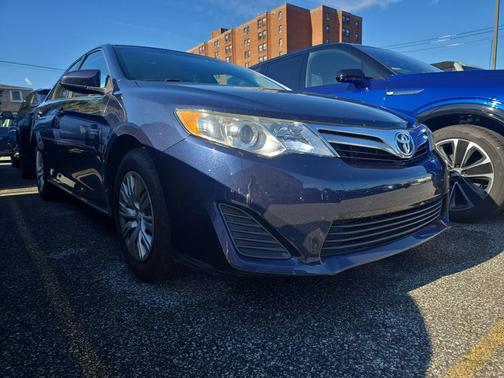 2014 Toyota Camry LE