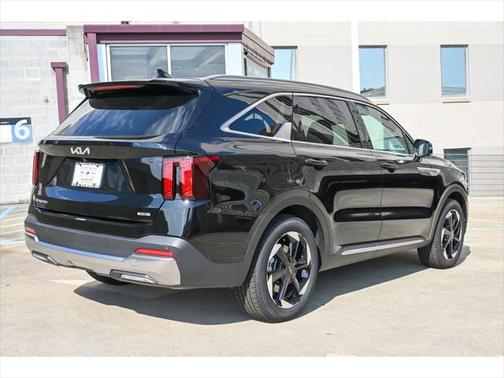 2025 Kia Sorento Plug-In Hybrid EX