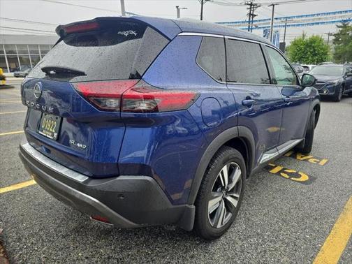 2022 Nissan Rogue SL