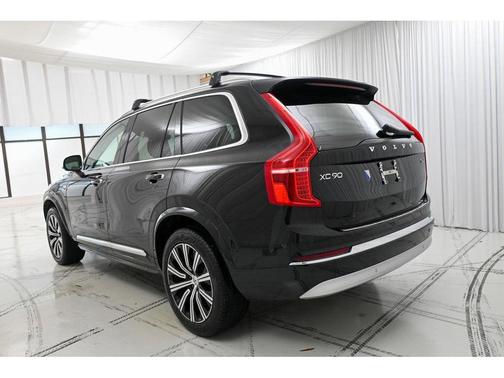 2022 Volvo XC90 T6 Inscription