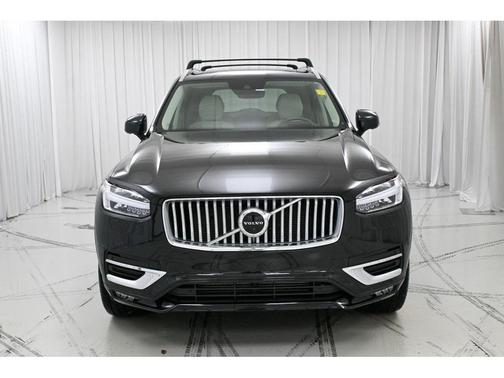2022 Volvo XC90 T6 Inscription