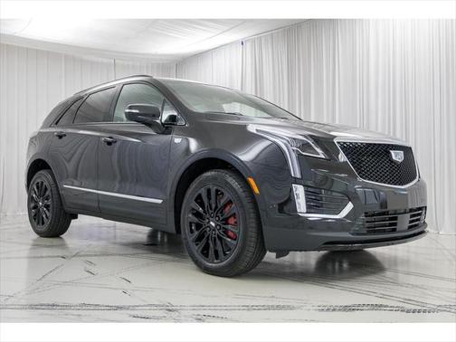2025 Cadillac XT5 Sport