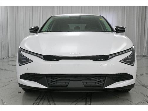2025 Kia EV6