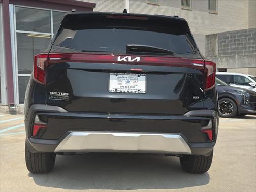 2025 Kia Seltos EX