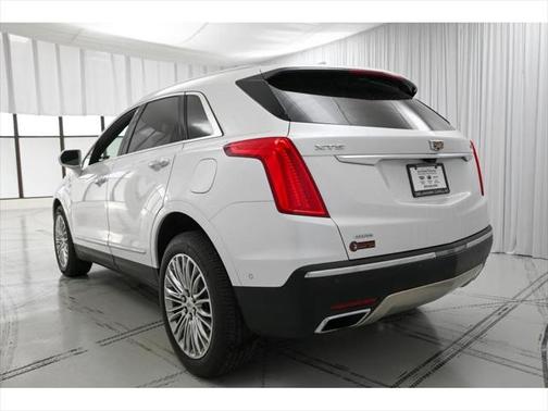 2019 Cadillac XT5 Platinum