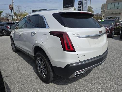 2022 Cadillac XT5 Premium Luxury
