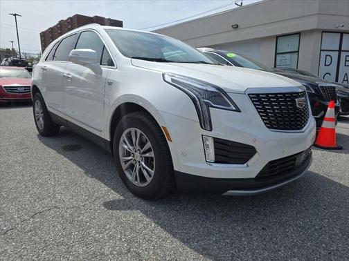 2022 Cadillac XT5 Premium Luxury