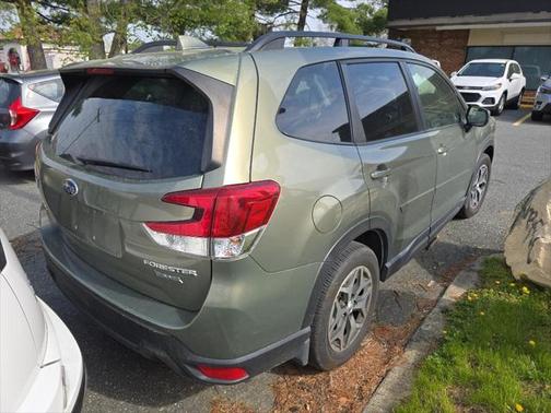 2020 Subaru Forester Premium