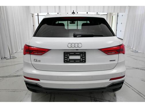 2021 Audi Q3 45 S line Premium Plus