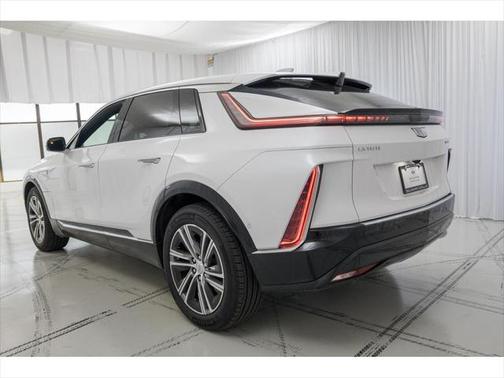 2025 Cadillac LYRIQ Luxury w/1SC