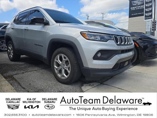 Silver Zynith Metallic Clearcoat 2024 Jeep Compass Latitude