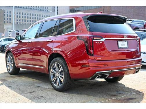 2025 Cadillac XT6 Premium Luxury AWD