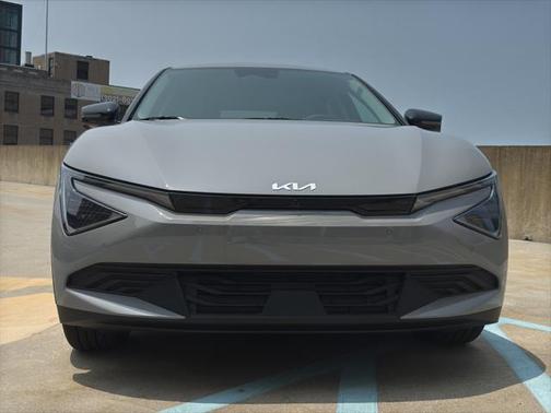 2025 Kia EV6 Light Long Range