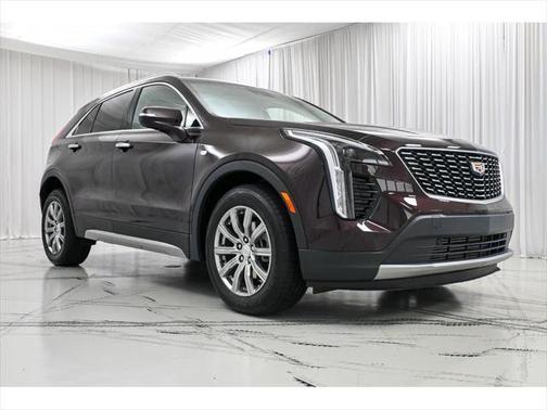 2021 Cadillac XT4 Premium Luxury