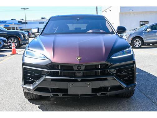 2025 Lamborghini Urus SE