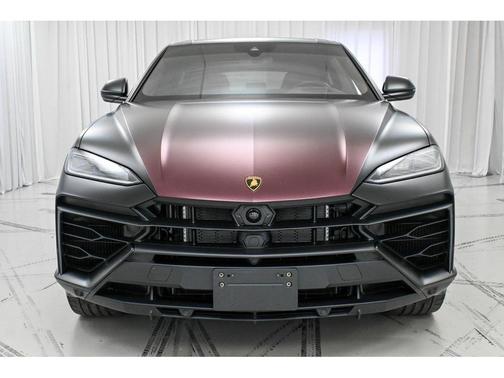 2025 Lamborghini Urus SE