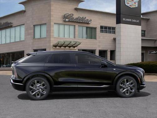 2025 Cadillac OPTIQ Luxury