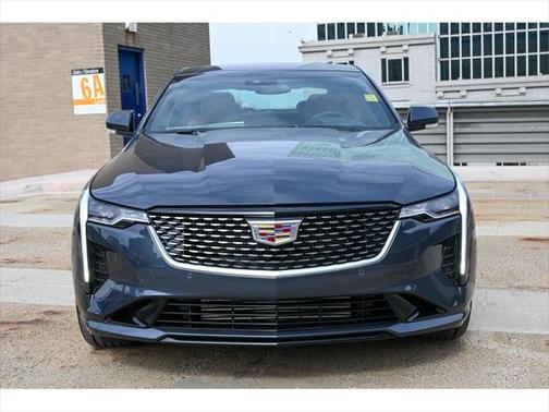 2025 Cadillac CT4 Premium Luxury