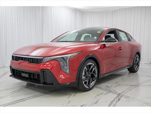 2025 Kia K4 GT-Line