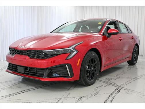 2025 Kia K5 LXS