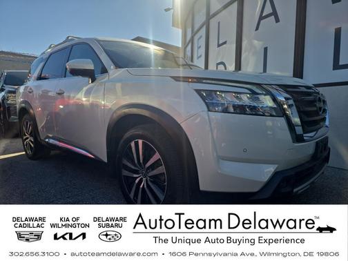 2023 Nissan Pathfinder Platinum 4WD