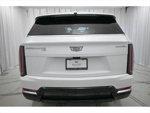 2025 Cadillac Escalade Luxury